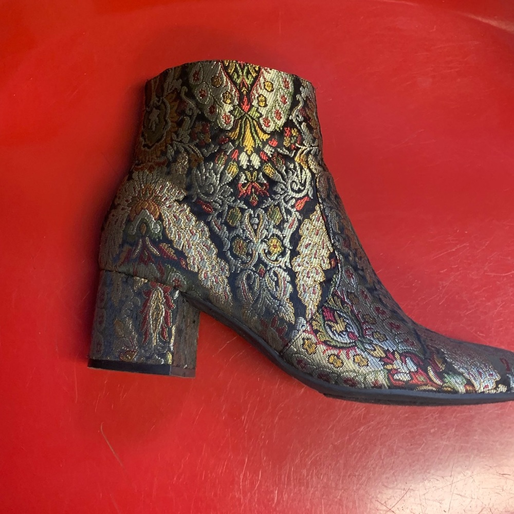 Unisa Tapestry boots